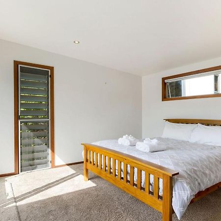 Karaka Sanctuary With Spa Pool By Waiheke Unlimited Oneroa Стая снимка